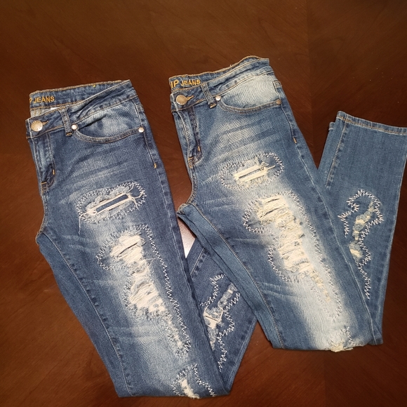 VIP Rip n Repair Distressed Jeans - Picture 2 of 5